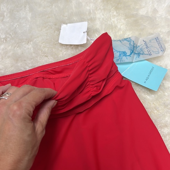 NWT - Womens Red Swim Cover - Picture 3 of 4